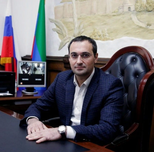 Поздравление главы городского округа "город Дербент" Рустамбека Пирмагомедова с Днем единства народов Дагестана