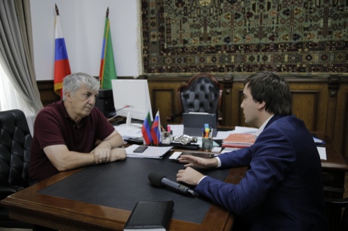 Мэр Дербента встретился с руководством Центра организации дорожного движения