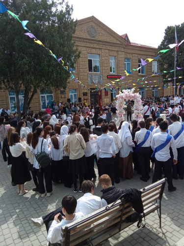 В дербентских школах прозвенел последний звонок!