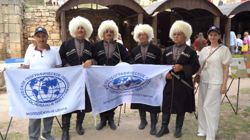 В Дербенте отметили 180-летие Русского географического общества